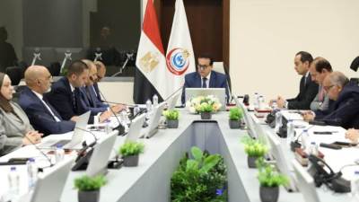 وزير الصحة يوجه بمراجعة عدد العمليات الجراحية في كل قطاعات وهيئات الوزارة لسرعة الانتهاء من قوائم الانتظار