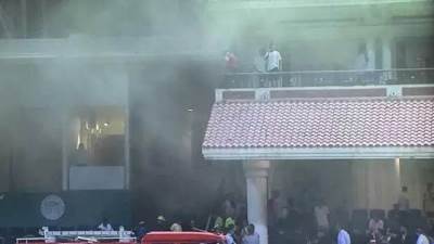 السيطرة على حريق بأعمدة إنارة استاد الإسكندرية أثناء لقاء سموحة وبيراميدز