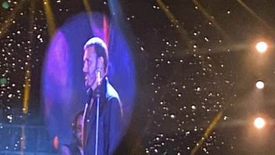 كاظم الساهر يفتتح حفله الغنائي بالقاهرة الجديدة بأغنية عيد العشاق