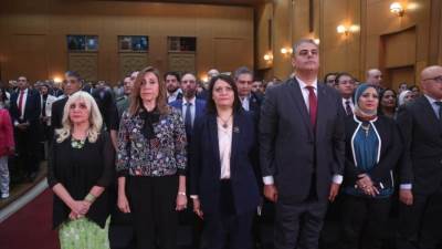 وزيرة الثقافة تُشارك بندوة تنسيقية شباب الأحزاب والسياسيين "30 يونيو ذكرى ثورة الإنقاذ" بدار الأوبرا
