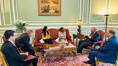 وزير الخارجية يستقبل رئيسة مجموعة الأزمات الدولية