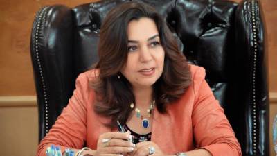 منال عوض تؤدي اليمين الدستورية وزيرة للتنمية المحلية أمام الرئيس السيسى