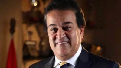 السيرة الذاتية للدكتور خالد عبدالغفار نائب رئيس مجلس الوزارء لشئون التنمية البشرية ووزير الصحة