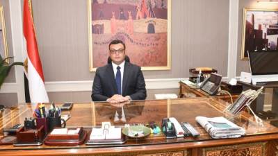 وزير الإسكان يصدر قراراً بحركة تنقلات بأجهزة المدن الجديدة.. وتعيين عدد من المعاونين لرؤساء الأجهزة