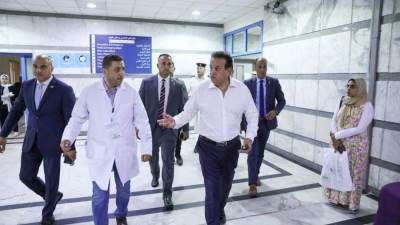 نائب رئيس الوزراء ووزير الصحة يستأنف جولاته الميدانية بزيارة مفاجئة في الإسكندرية