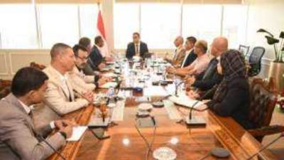 وزير الإسكان يتابع تنفيذ الحلول العاجلة والدائمة للتغلب على مشاكل ضعف وانقطاع المياه