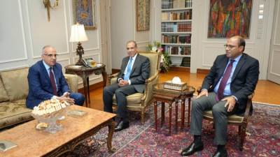 وزير الخارجية والهجرة يبحث مع هانى سويلم التعاون بين الوزارتين