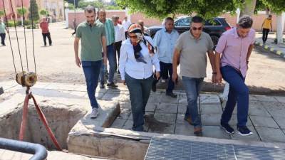 رئيس جهاز مدينة الشيخ زايد تتفقد سير العمل بمأخذ محطة مياه الشرب بمنطقة برقاش