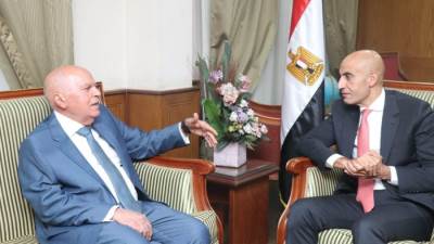 وزير التربية والتعليم يبحث مع نقيب المعلمين سبل وآليات تعزيز التعاون