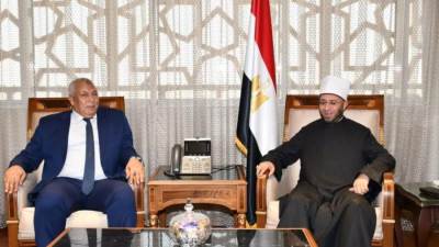 وزير الأوقاف ومحافظ الوادي الجديد يناقشان خطة الدعوة والمساجد وشئون القرآن الكريم بالمحافظة