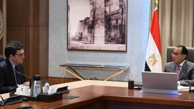 رئيس الوزراء يلتقي وزير الثقافة و يؤكد الاهتمام بملف الثقافة وكافة الأمور التي تتعلق ببناء الإنسان المصري