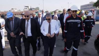 الفريق أسامة ربيع يتابع مستجدات المباحثات المشتركة مع ترسانة هيونداي كوربوريشن