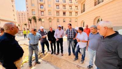 رئيس جهاز العاصمة الإدارية الجديدة يتابع موقف تنفيذ المشروعات بحي "جاردن سيتي الجديدة"