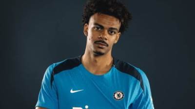 رسميا.. تشيلسي يضم البرتغالي ريناتو فيجا حتى عام 2031