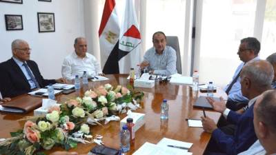 الشيمي: ضغط الجداول الزمنية لإنجاز المشروعات.. وتحسين استغلال الطاقات الإنتاجية