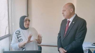 وزير العمل يقوم بزيارة مفاجأة في مديرية عمل الجيزة