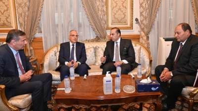 سويلم يعرض بيان وزارة الموارد المائية والرى أمام اللجنة البرلمانية المشكلة لدراسة برنامج الحكومة الجديدة