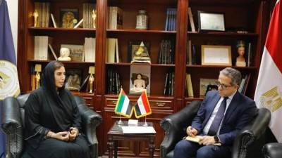 ⁠وزير السياحة والآثار يبحث مع سفيرة الإمارات فرص الاستثمار السياحى فى مصر