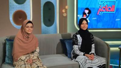 وزير التعليم يستجيب لمناشدة طالبتين من أوائل الدبلومات الفنية على قناة "مدرستنا"