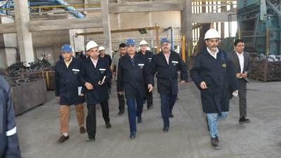  " وزير الدولة للإنتاج الحربى " يطمئن على معدلات سير العملية الإنتاجية بحلوان للمسبوكات