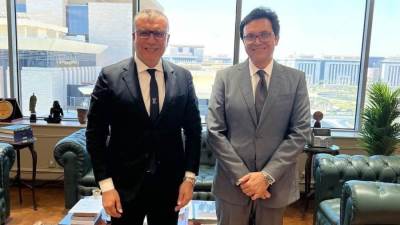 وزير الثقافة يستقبل رئيس اتحاد إذاعات وتلفزيونات دول منظمة التعاون الإسلامي لبحث سبل تعزيز التعاون 