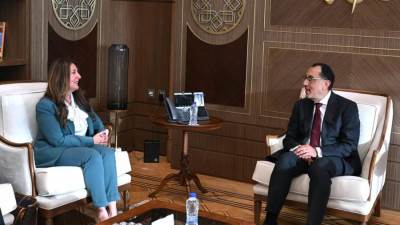 رئيس الوزراء يلتقي سفيرة الولايات المتحدة الأمريكية بالقاهرة