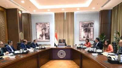 رئيس الوزراء يترأس الاجتماع الأول للمجموعة الوزارية الاقتصادية