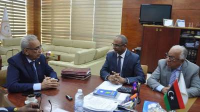 وزير الإسكان والتعمير الليبي يستقبل نائب وزير الإسكان المصري لبحث التعاون