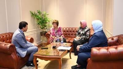 وزير الشباب والرياضة يبحث استعدادات استضافة الدورة الثامنة للملتقي الدولي لفنون ذوي القدرات الخاصة  "أولادنا"