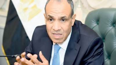 وزير الخارجية يلتقى وزير خارجية جنوب إفريقيا رونالد لامولا