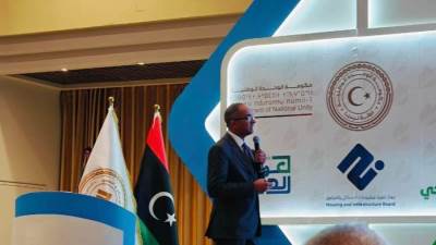 "إسماعيل" يوضح جهود الدولة خلال 10 سنوات في مشروعات المياه والصرف الصحي