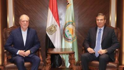 وزير الزراعة يبحث مع رئيس اتحاد مصدرى اللحوم والدواجن البرازيلي تعزيز التعاون