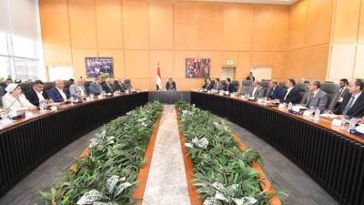 وزير الإسكان يصدر حزمة من التكليفات خلال لقائه بمسئولى "هيئة المجتمعات العمرانية الجديدة"