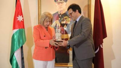 وزير الثقافة يلتقي نظيرته الأردنية لبحث سُبل تعزيز العلاقات الثقافية بين البلدين في مستهل زيارته الرسمية للمملكة الأردنية الهاشمية 