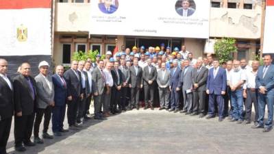  وزير التموين يتفقد محطة الزيوت والشحوم بالمكس والتابعة للشركة القابضة للصناعات الغذائية