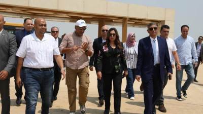 وزيرة التنمية ومحافظ الجيزة يتفقدان مشروعات التطوير والطرق والمحاور المؤدية للمتحف المصري الكبير والمنطقة الأثرية للأهرامات
