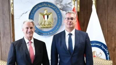 وزير البترول يبحث مع رئيس أبكس الأمريكية أنشطة الشركة في مصر وزيادة الإنتاج