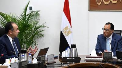 مدبولي يُوجه بالاهتمام بصناعة البوليستر... ومستعدون لدعم أي توسعات للمصنع المُقام أو إقامة مصنع جديد