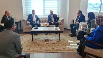 وزير قطاع الأعمال يبحث مع وزير الزراعة جهود النهوض بالقطن المصري