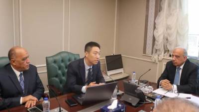 وزير الكهرباء يبحث مع مسئولي شركة ستيت جريد ‏اضافة قدرات جديدة من الطاقات المتجددة