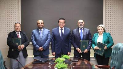 نائب رئيس مجلس الوزراء ووزير الصحة والسكان يشهد إطلاق عيادات مستشفيات قطاع العلاجي وأمانة المراكز لخدمة منتفعي التأمين الصحي