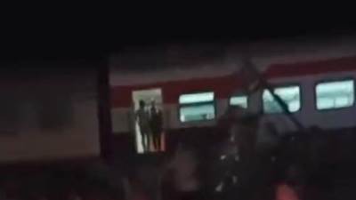 هيئة السكك الحديدية تكشف تفاصيل حادث اصطدام مقطورة بقطار بين بركة السبع وقويسنا