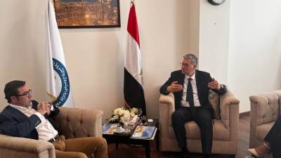 كريم بدوى: دعم مشروعات تعظيم القيمة المضافة من البترول والغاز وعلى رأسها البتروكيماويات