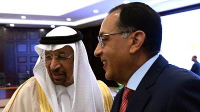 رئيس الوزراء يلتقي وزير الاستثمار السعودي لبحث مجالات التعاون المشترك