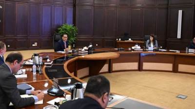 مدبولي يترأس الاجتماع الأول للمجلس التنسيقي للسياسات المالية والنقدية بتشكيله الجديد