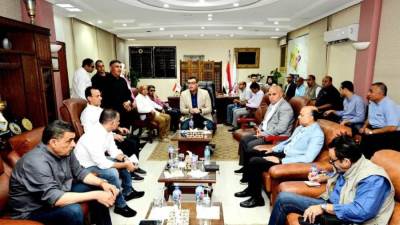 وزير الإسكان يعقد اجتماعا بمقر جهاز "مدينة السادات" لمتابعة سير العمل بمختلف القطاعات