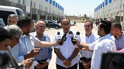 رئيس الوزراء: هدفنا تشجيع الصناعة الوطنية وشركات القطاع الخاص على إقامة توسعات لمشروعاتها