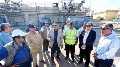 وزير الإسكان يتفقد مشروع محطة معالجة صرف صحي العامرية بمحافظة الإسكندرية