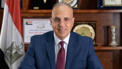 سويلم يتابع موقف المشروعات المائية ، وتدبير الأراضي لتنفيذ مشروعات خدمية بمراكز المبادرة الرئاسية "حياة كريمة"