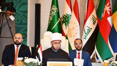 وزير الأوقاف:  شأن الوطن عظيم و جاء الشرع الحنيف ليعلم الانسان أن يبجل شأن الوطن وفي تاريخ أئمتنا وعلمائنا ما يؤكد ذلك